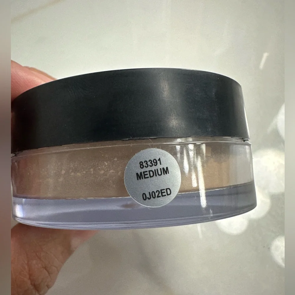 ELF Halo Glow Setting Powder - Medium